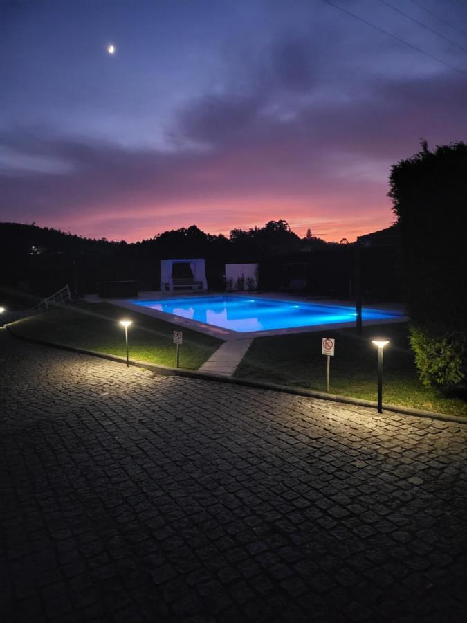 Villa Moura - Pool & Jacuzzi 波瓦德兰赫索 外观 照片